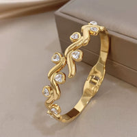 Clover Bangle