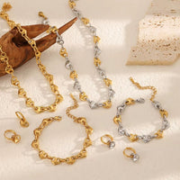 Larae Necklace