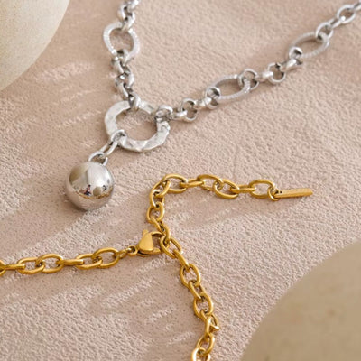 Leora Necklace