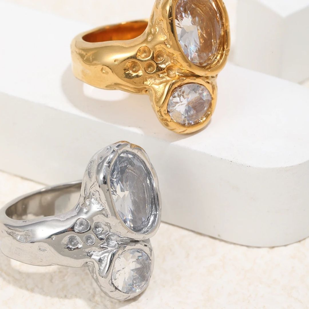 Astrid Ring