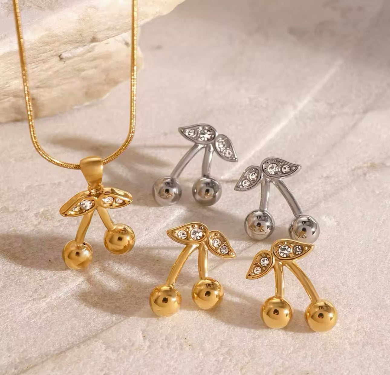 Scarlett Necklace