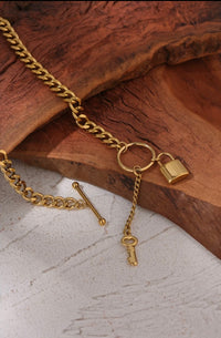 Kira Statement Necklace